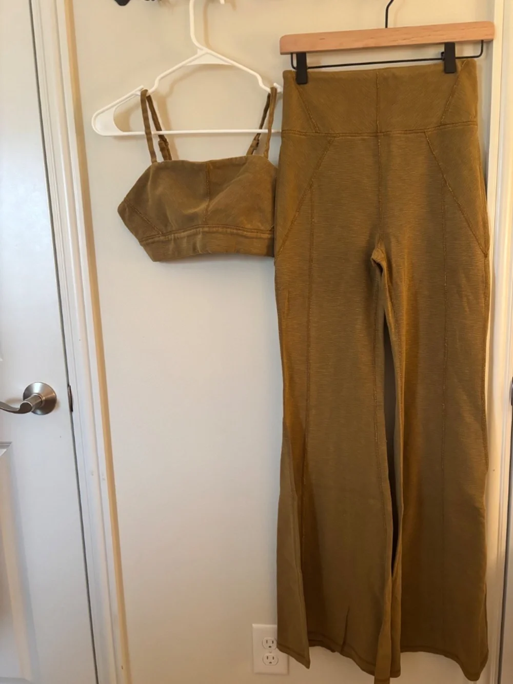 New with tags Free People Perfect Angle Set - Picture 2 of 8